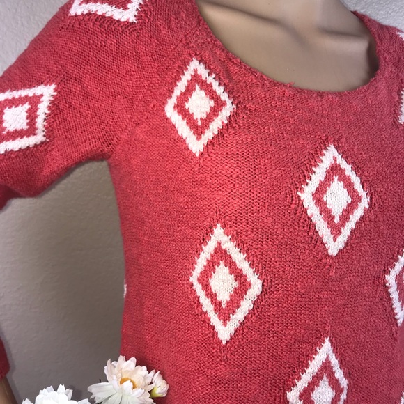 Lucky Brand Coral Diamond Pattern Knit Boatneck Sweater - Picture 6 of 9